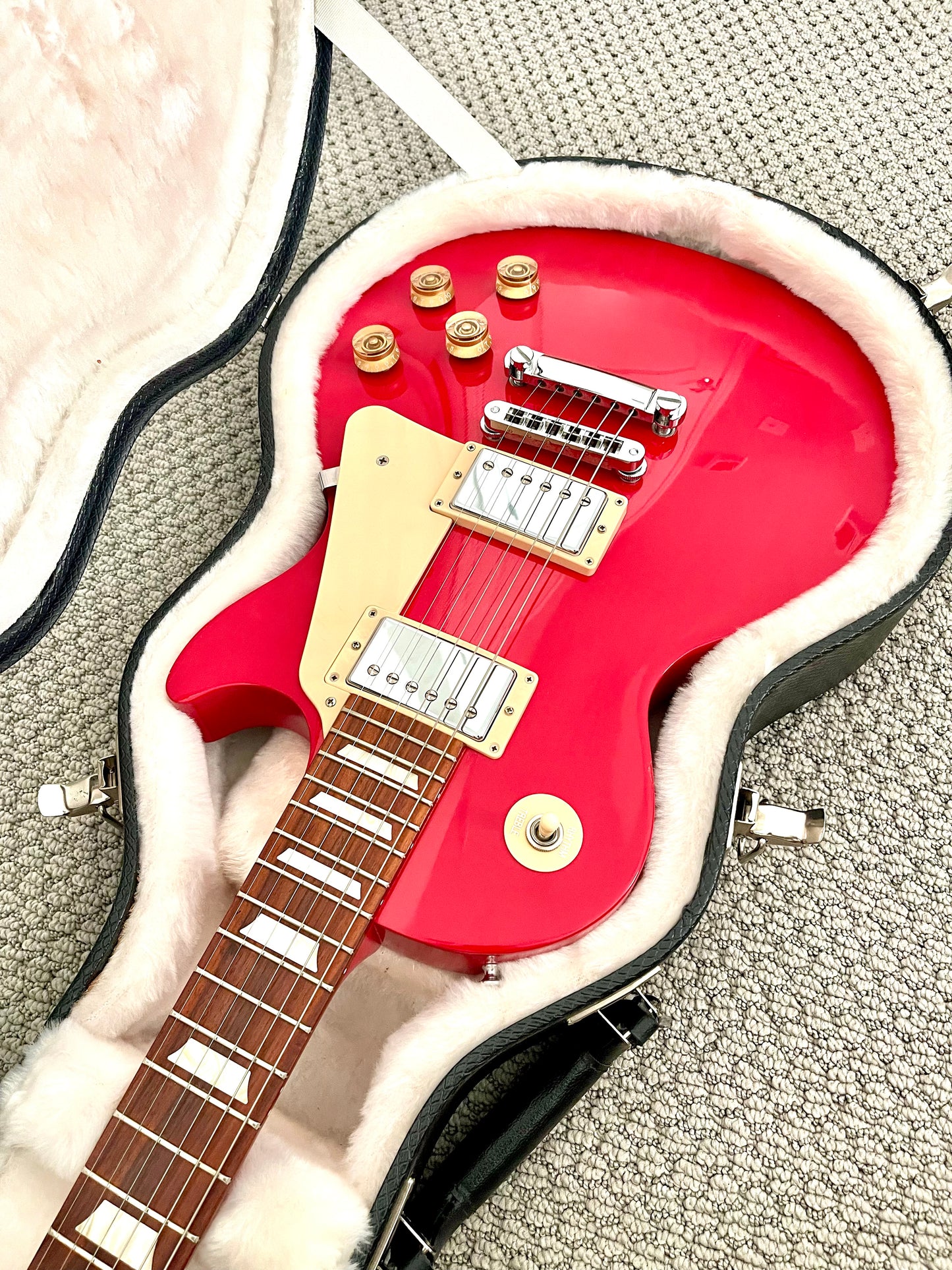 2012 Gibson Les Paul Studio "Radiant Red" + Paperwork + OHSC