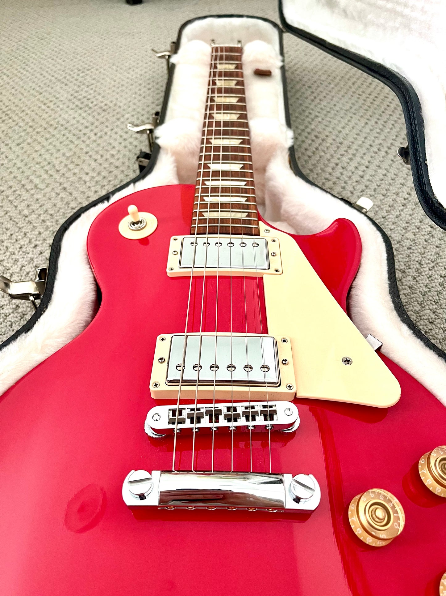 2012 Gibson Les Paul Studio "Radiant Red" + Paperwork + OHSC