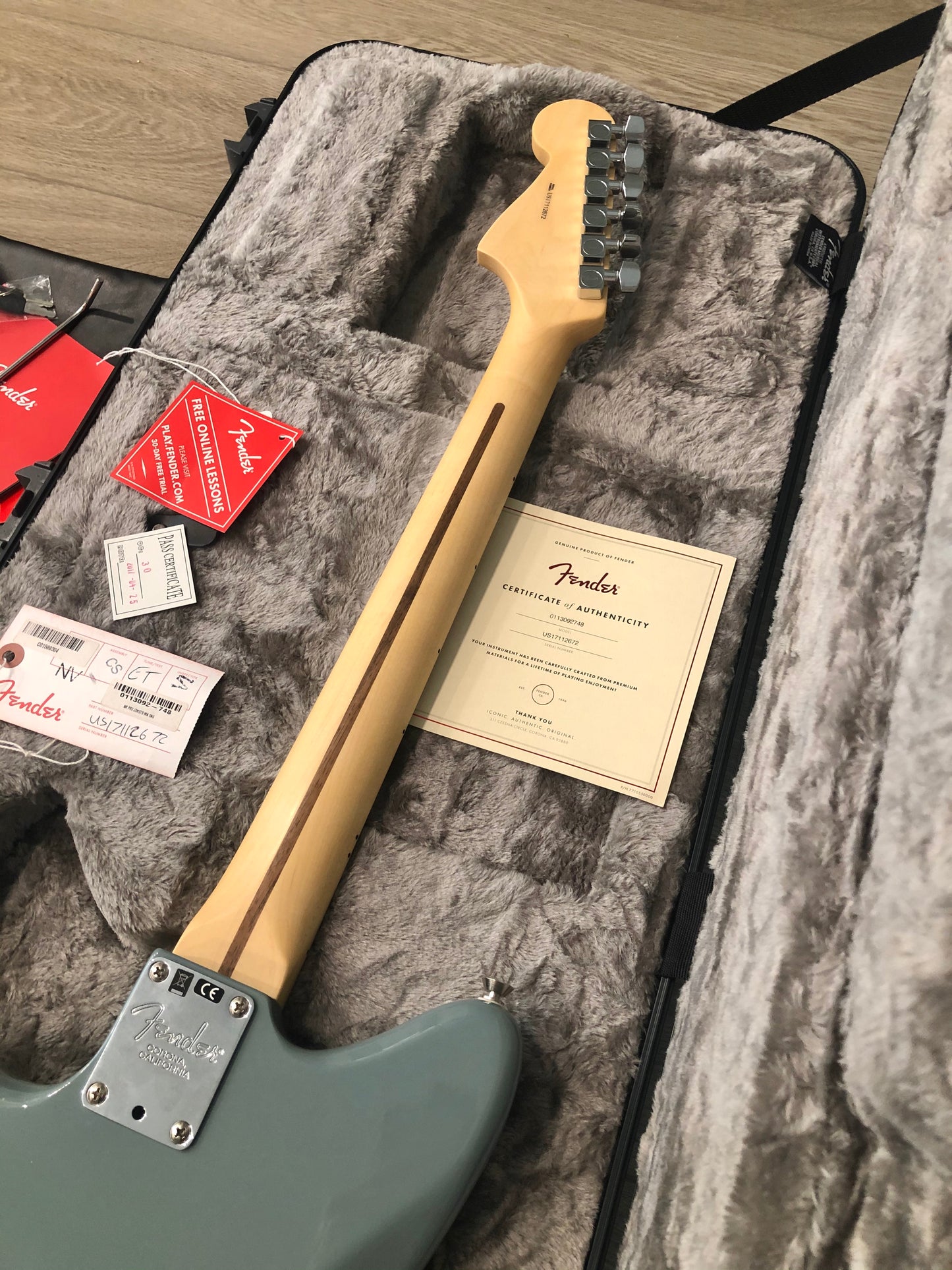 2017 Fender American Professional "SONIC GREY" Jazzmaster + OHSC