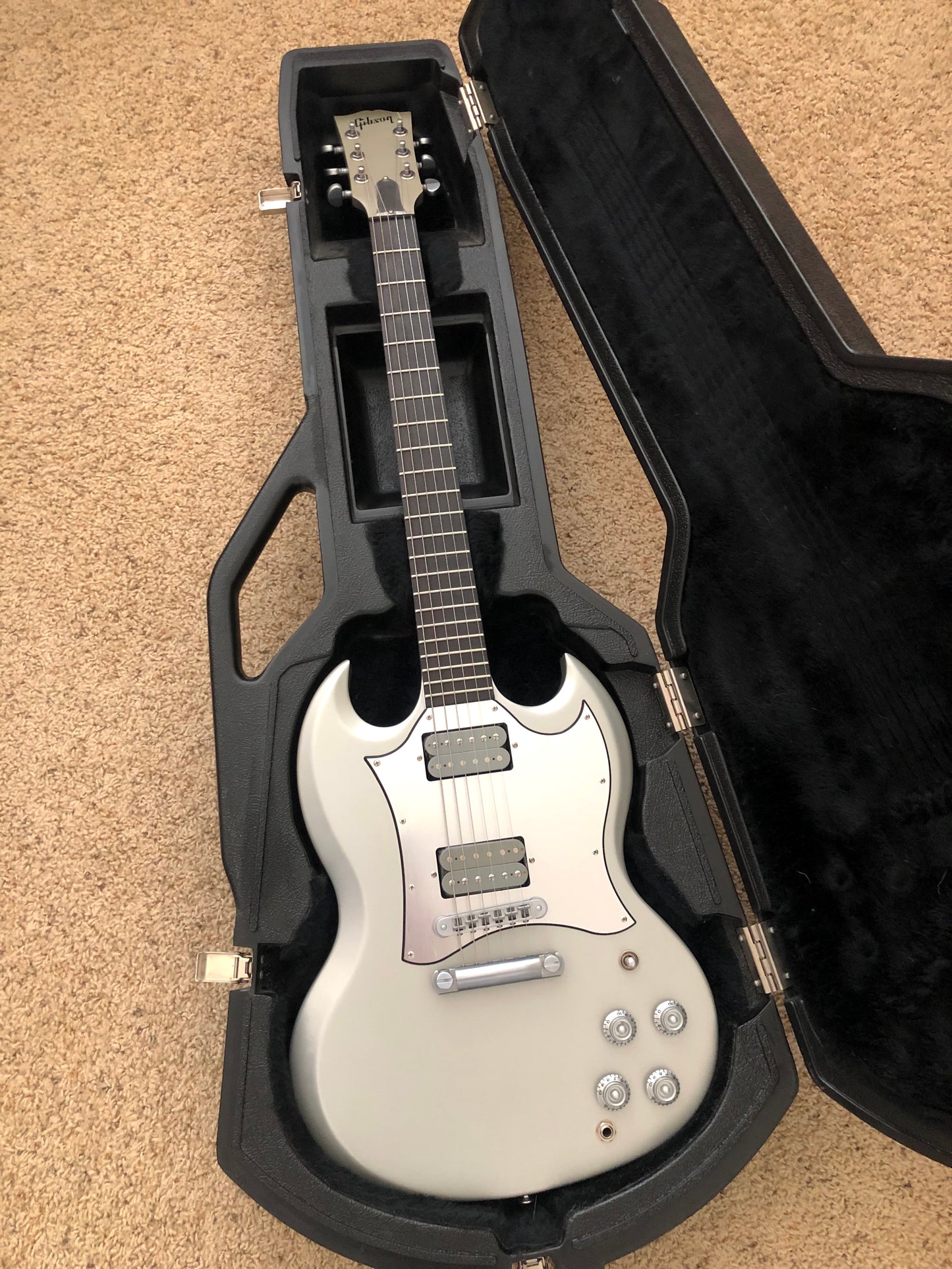 2002 Gibson SG "THE PLATINUM" Limited Edition + Chainsaw Case