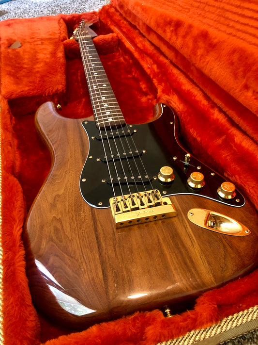 1981 Fender All-Walnut Stratocaster "THE STRAT" + OHSC