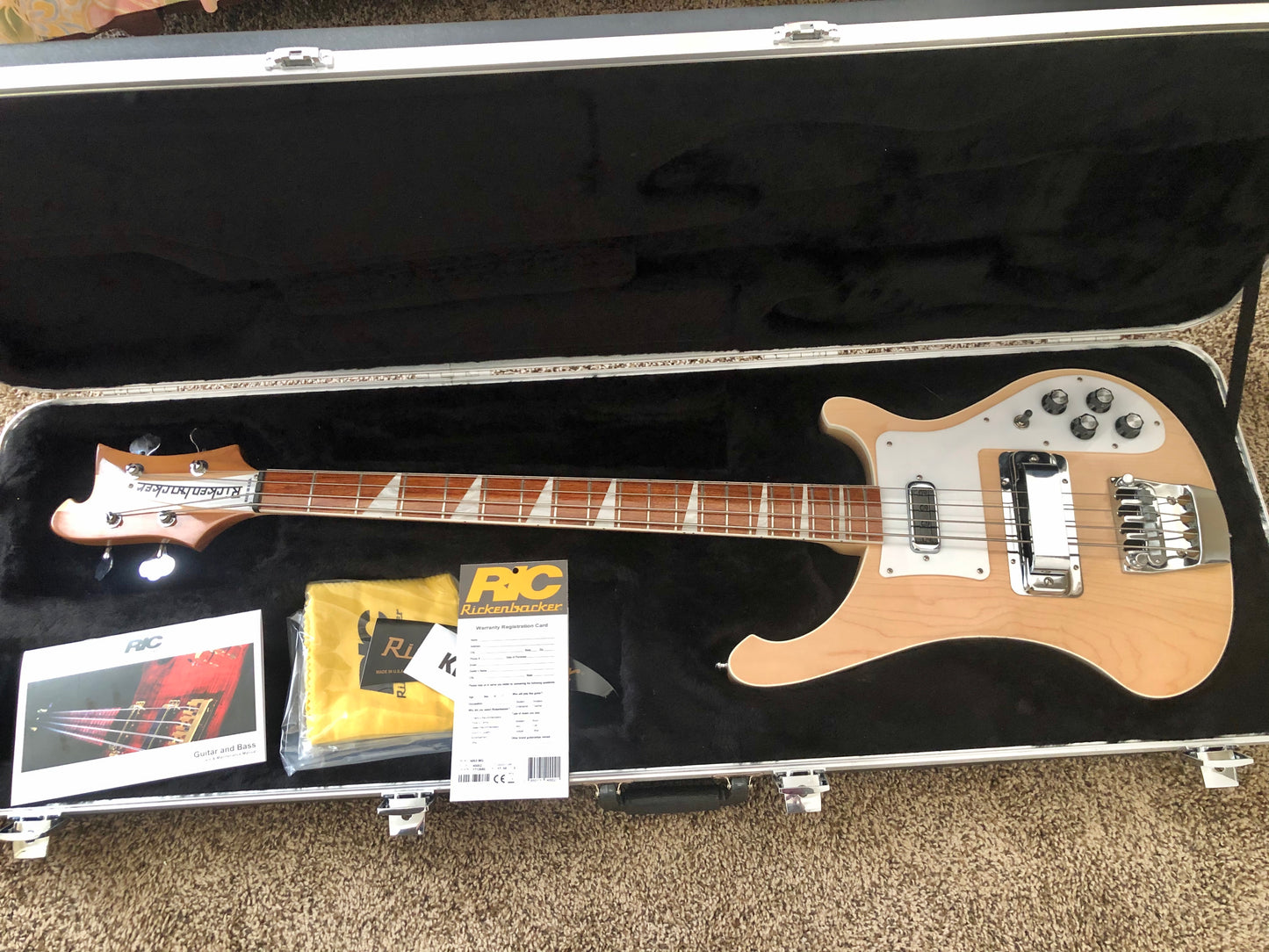 2017 Rickenbacker "4003 MAPLEGLO" Natural + OHSC + Case Candy