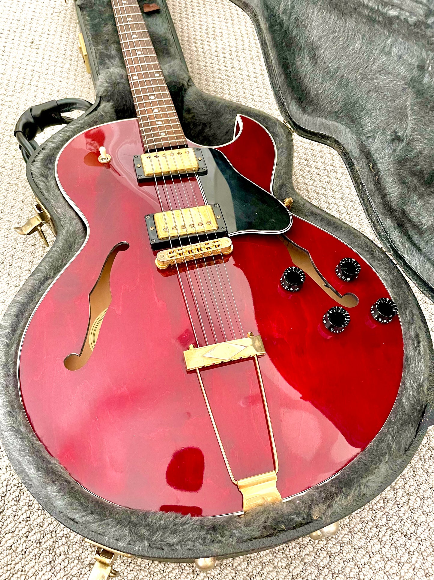 2002 Gibson ES-135 Natural Cherry Red + OHSC